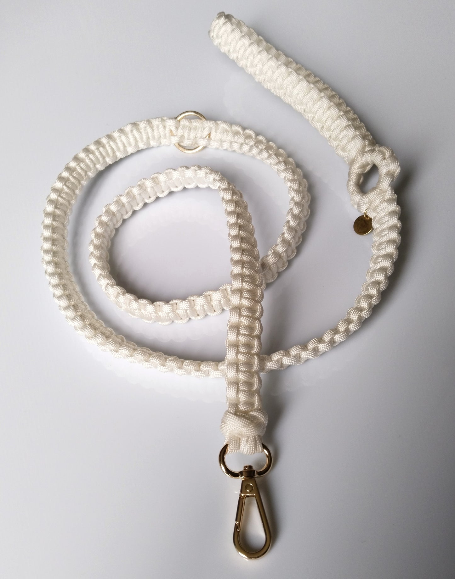 Flora white dog leash