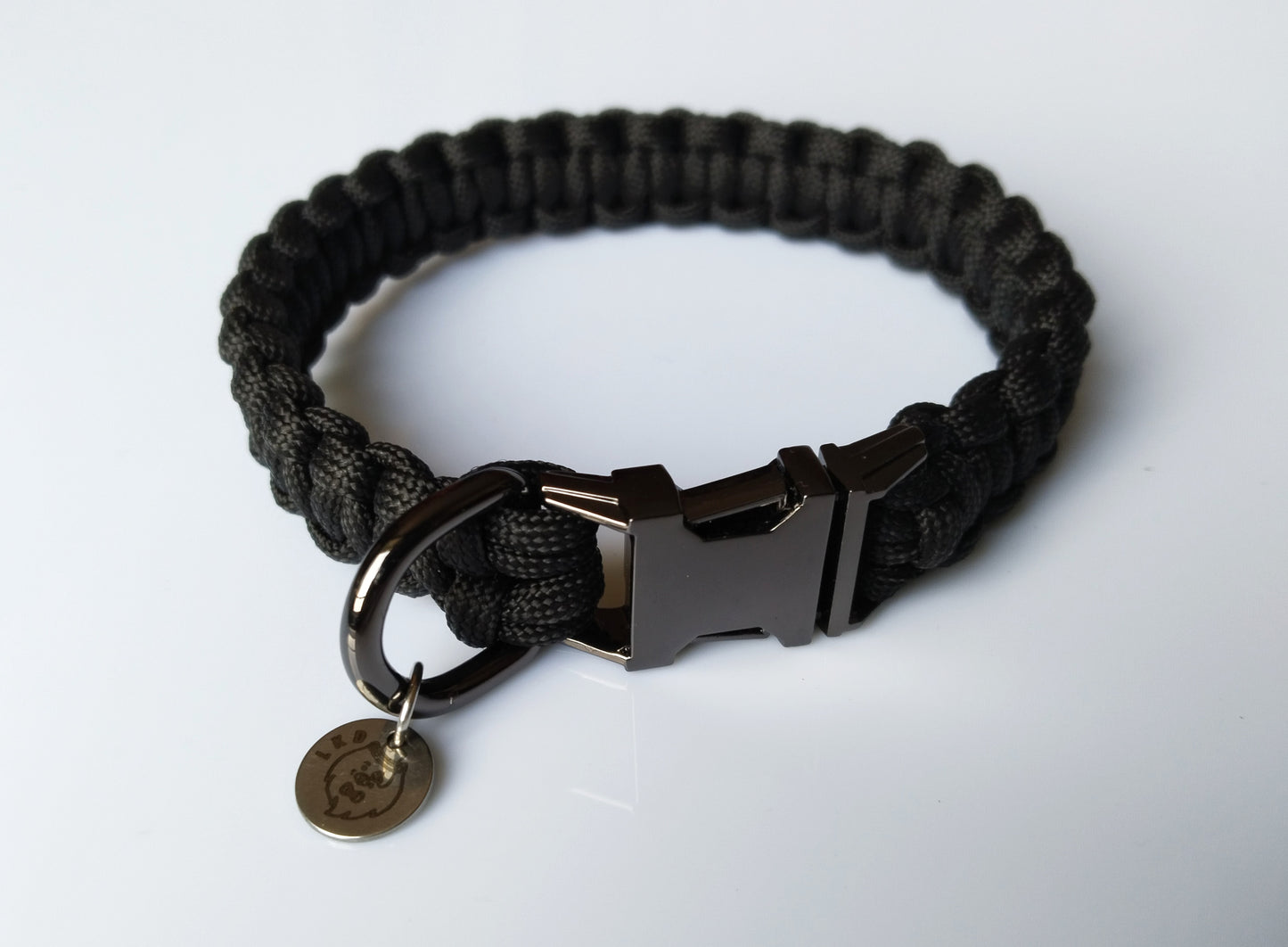 Flora Black dog collar